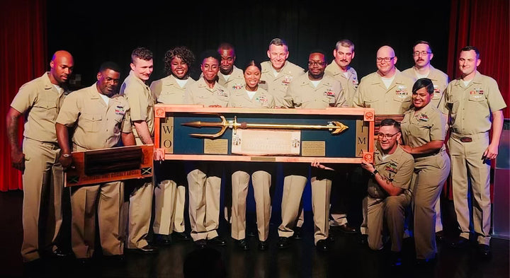 Custom Plaques: Celebrate Achievements, Showcase Excellence+ Free Shipping