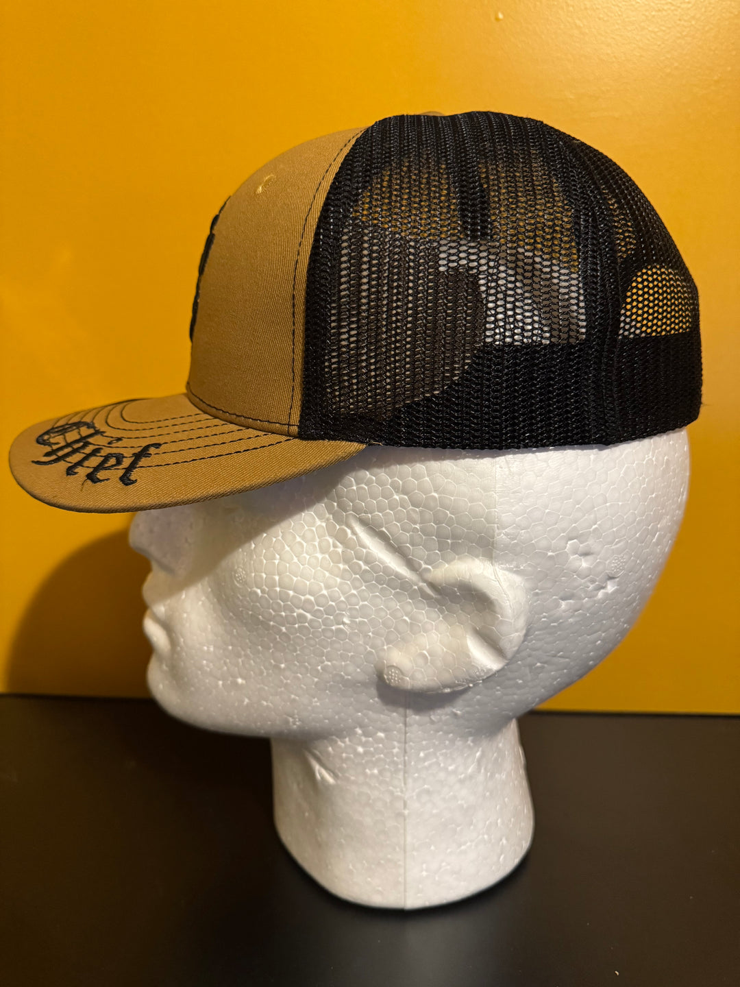 Custom Embroidered Ballcaps