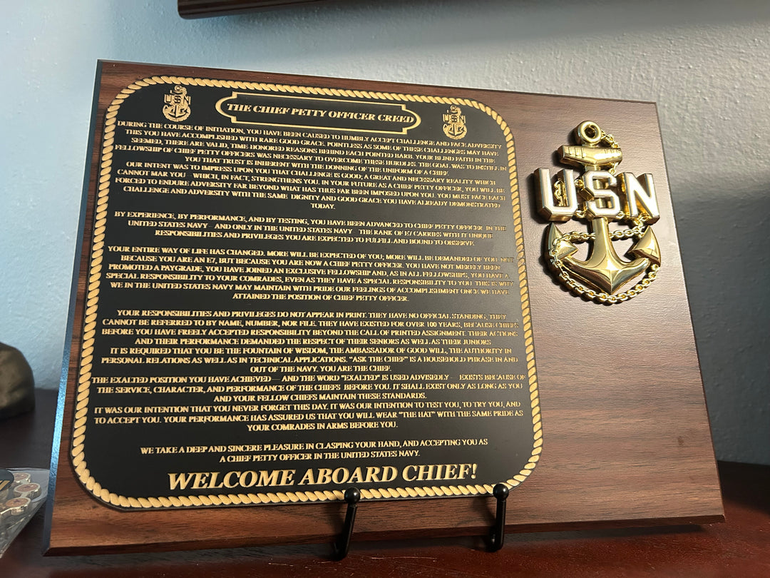 Custom Plaques: Celebrate Achievements, Showcase Excellence+ Free Shipping