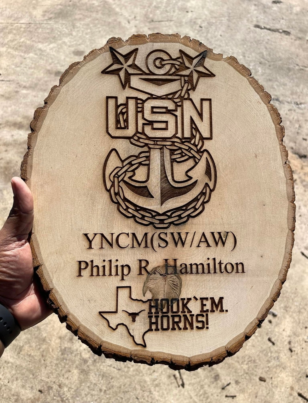 Custom Plaques: Celebrate Achievements, Showcase Excellence